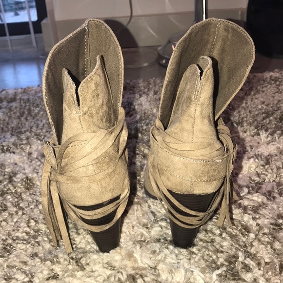 Gray booties - Picture 4 of 4